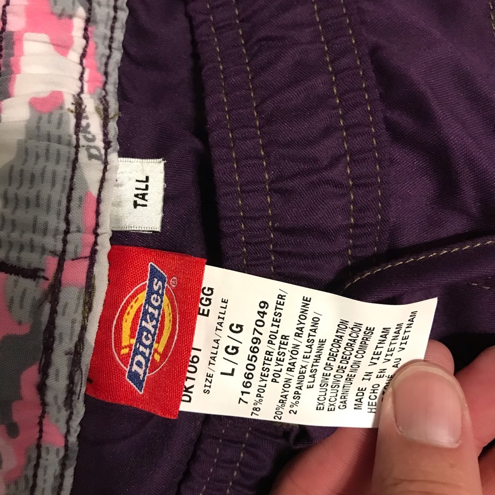 Dickies women’s scrub pants Sz large tall purple